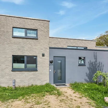 Holiday home Awesome In Lembruch-duemmer With Sauna